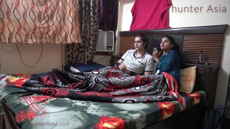 🎬 हंटर एशिया भारतीय सेक्स वीडियो युगल ब्लोजॉब फक्किंग आफ्टर स्मोक कंडोम सेक्स कम इन कंडोम हंटर एशिया पोर्न