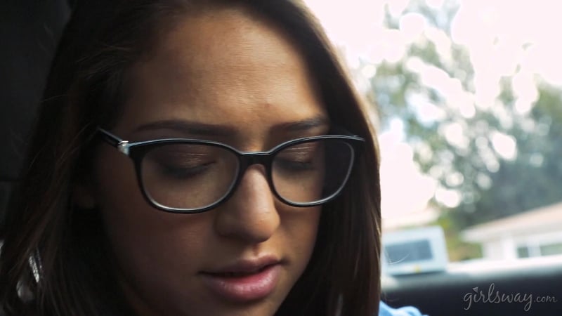 Sara luvv, bree daniels (i volti di alice parte prima /)[2016,hd 1080p]