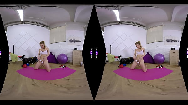 SexLike Allenamento mattutino con la fica in palestra 180VR 60 FPS TMW VR