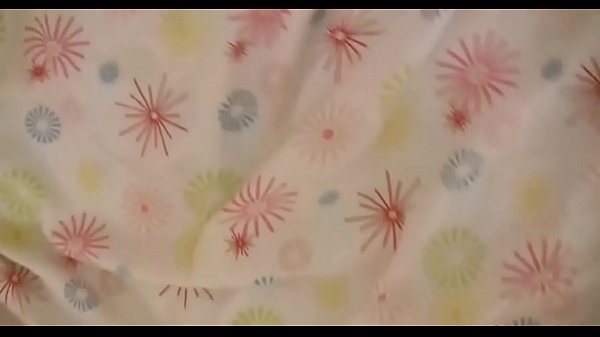 Die behaarte Muschi bekommt Cumshots