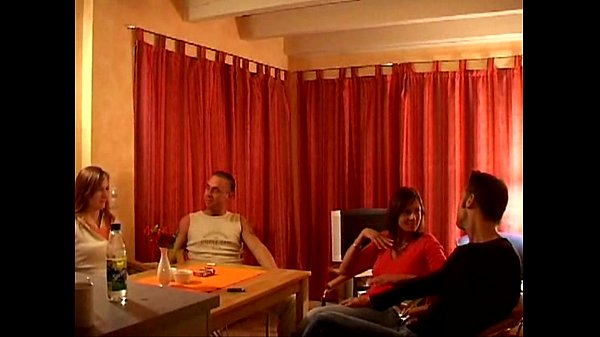 Trao đổi cặp đôi nóng bỏng - ở đây chúng tôi đụ người lạ! Phần 3