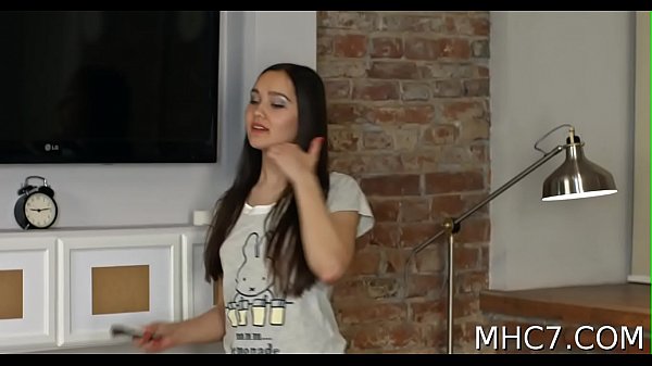 Sexo delante de los ojos del cornudo esclavo