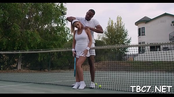 कानूनी उम्र का किशोर बीबीसी के साथ शरारती हो जाता है