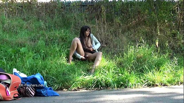 गर्म कामुक किशोर चिढ़ाता है - विदेशी