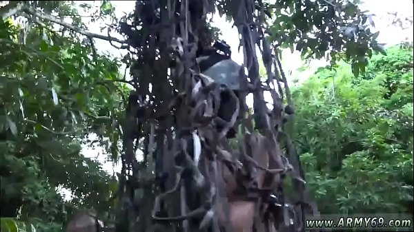 Fusti militari che si masturbano film e vecchi video gay dell'esercito scaricano xxx