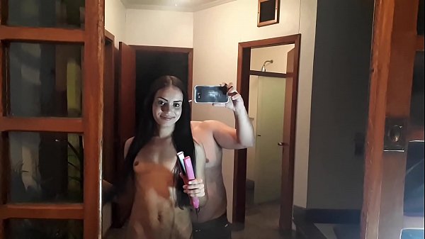 Alice Lemes tham gia một cảnh trong Hardbzil- của Binho Ted