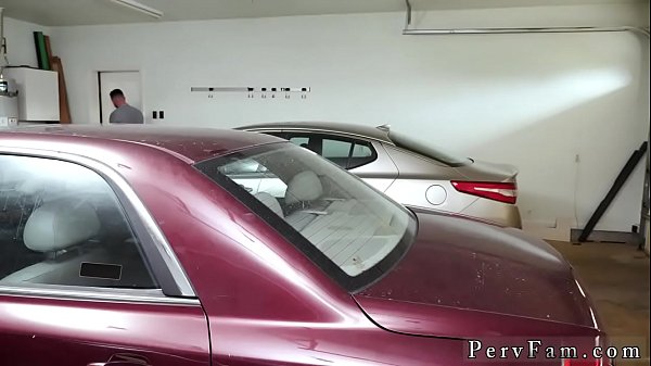 Britischer Höschenperverser fickt die Stiefschwestern meiner Stiefmutter