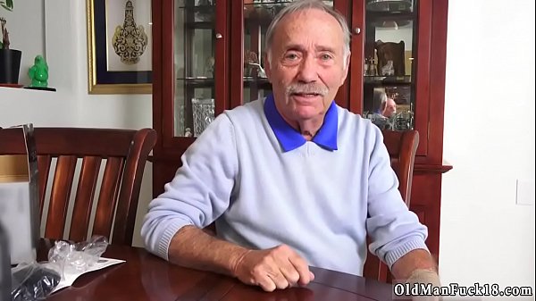 Milf first time Poping Pils!