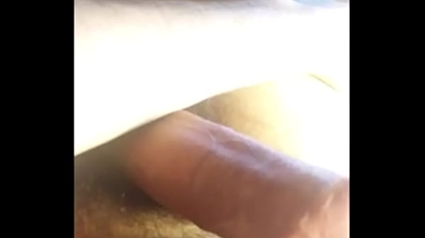 Sau khi thủ dâm vào buổi sáng, tôi lại xuất tinh vào ban đêm. Hãy lắng nghe những tiếng rên rỉ giàu có của tôi.