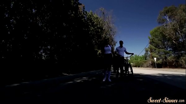 Glamcore wird von ihrem Lehrer verarscht