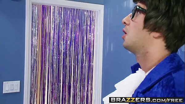 Brazzers – Pornostars mögen es groß – (Misty Stone, Keiran Lee) – Keiran Lee