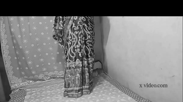 सुंदर गधा किशोर वीडियो देखें