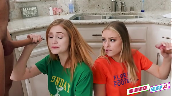 Teen Teen zieht sich Video aus