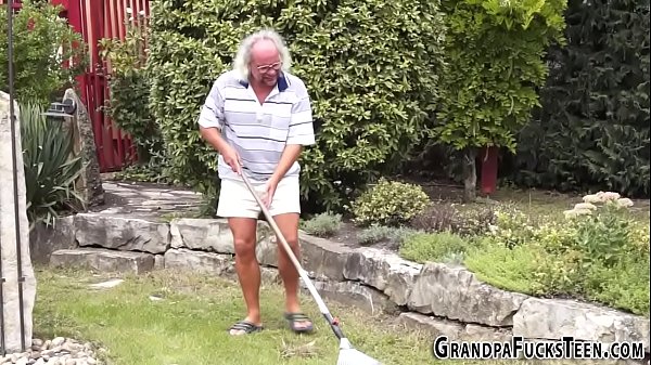 19yo slut blows old timers dick