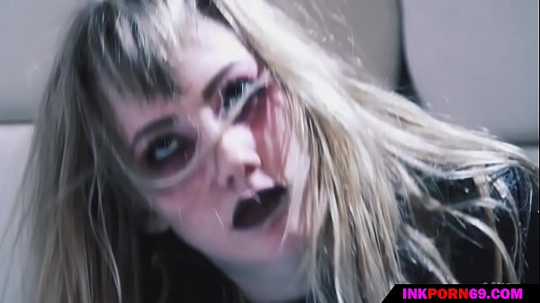 la psicópata es follada por su doctor pervertido