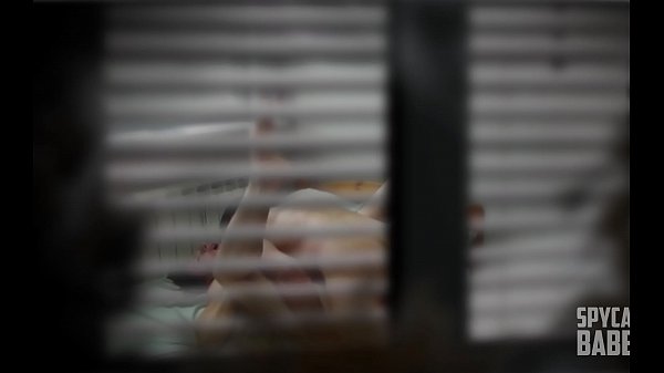 SPYCAM – Erwischt, wie meine Freundin mich betrügt