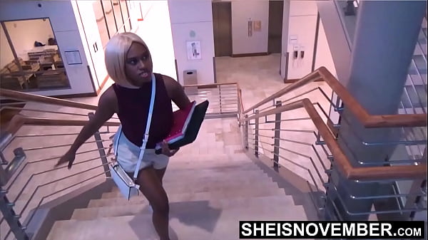 Teen esotico mostra il video