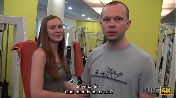 HUNT4K. Anh chàng tội nghiệp để bạn gái Linda Sweet đụ một người lạ vì tiền