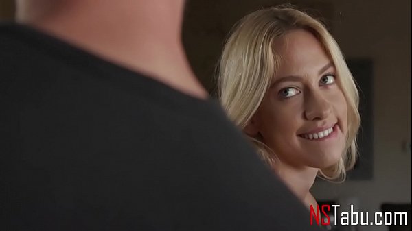 Cấp độ tiếp theo trong mối quan hệ bước - Khloe Kapri