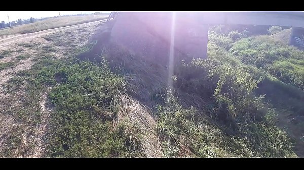 सौतेले दा को सार्वजनिक रूप से पिता का लंड चूसना पड़ता है