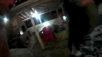 Chúng tôi chỉ ở lại tiệc nướng và làm tình thật vui vẻ cho đến khi chúng tôi đến rất nhiều