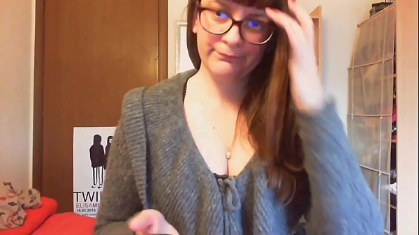 Hôm nay Nicoletta muốn đóng một vai hay bằng tiếng Ý và làm nhục con đĩ của vợ bạn một cách nặng nề