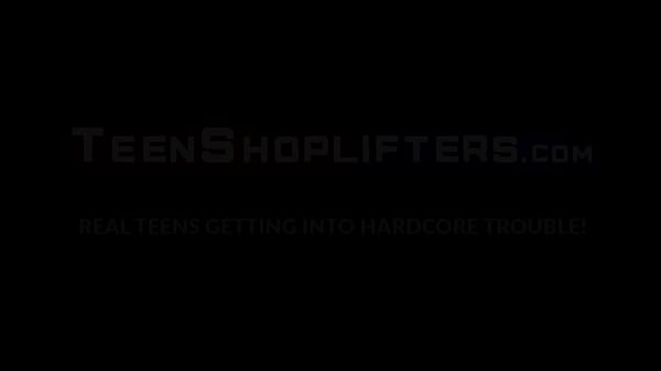 Busty cưng Skylar Vox được ấm mặt sau khi thẩm vấn