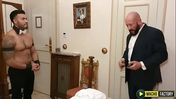 Favio Vador wurde von dem muskulösen Adonis Darek Kraft in den Arsch gefressen