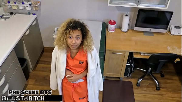 Kalani Luana'_s Mông Được Thổi Với Hãy