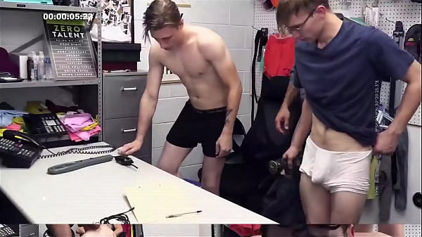 Modelle adolescenti sadomaso sexy