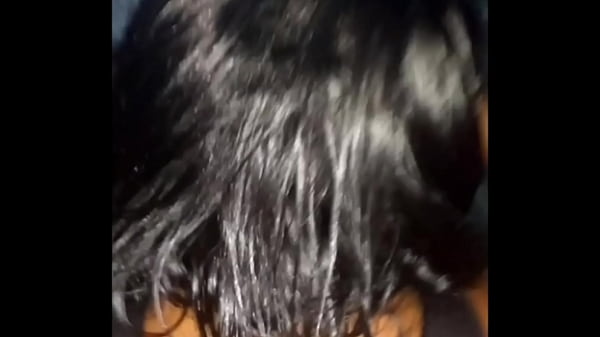 Tình dục trong bãi đậu xe trung tâm mua sắm! Quan hệ tình dục ở nơi công cộng. Tôi gặp một cô gái nóng bỏng trên Tinder và chúng tôi không thể chịu nổi sự phấn khích. Chúng tôi đã quan hệ tình dục ở bãi đậu xe. Quan hệ tình dục ở nơi bị cấm