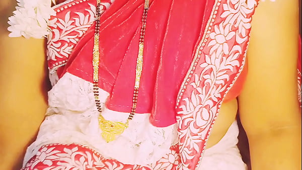 भारतीय खूबसूरत बड़े स्तन वाली साड़ी वाली आंटी का स्वयं सेक्स। तेलुगु गंदी बातें. (सेक्स स्टोरी)