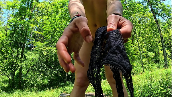 Provo e ti mostro tutte le mie mutandine sexy - Amatoriale