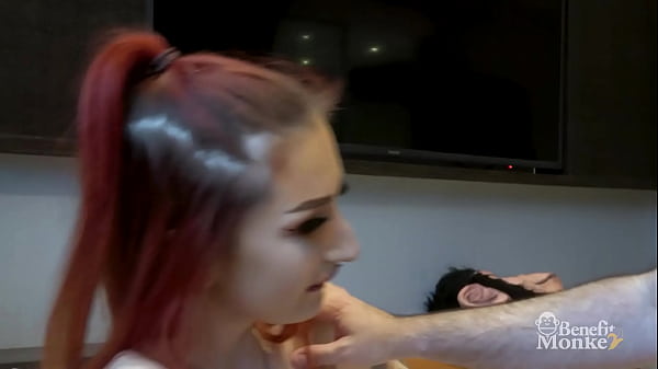 Co&ntilde_o Rosa &ndash_ Gigi Rouge me deja adicta a su sabor húmedo | Mono beneficio