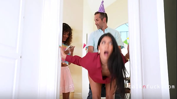 Kein Gooner mehr, nur ein Freeuser seiner Familie – Jasmine Sherni, Isabella Jules, Donnie Rock