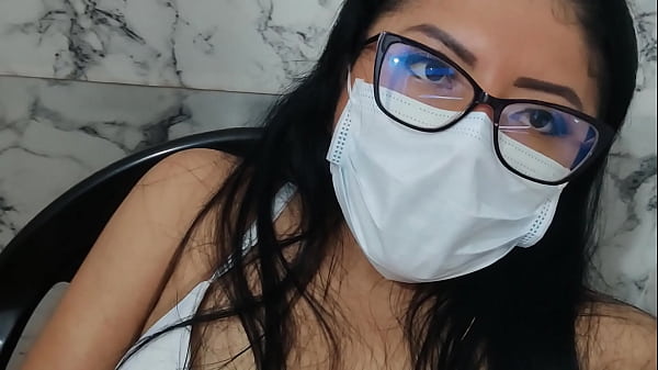 Dominar su placer: una guía para principiantes sobre el juego con consoladores y la sensibilidad del clítoris