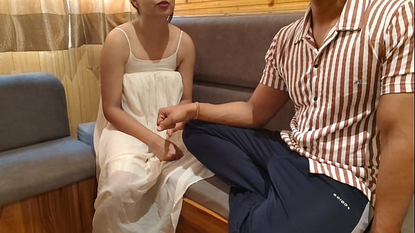 Prima volta jija sali ki video di sesso romantico Mera moglie ka bahan ke sath prima volta che la mia stanza viene scopata in una bella donna indiana