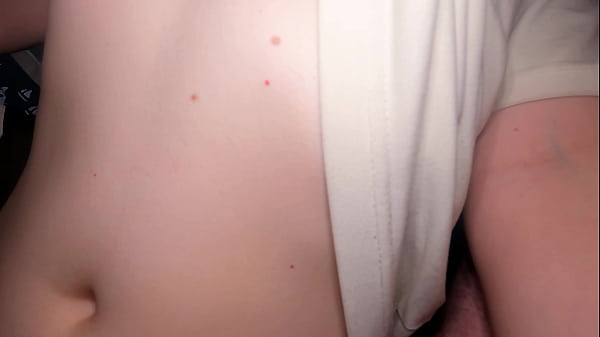 Teen sexy enjoys herself Video