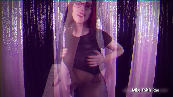 gợi cảm thiếu niên cô gái thích mình trong bdsm