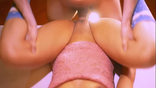 当男友上班时，学生在她的房间里被男友的朋友操。