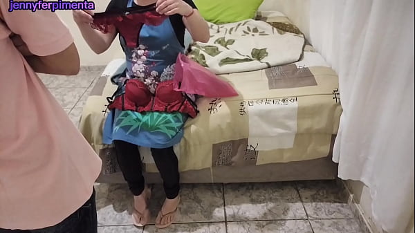 Video tư thế latina tuổi teen