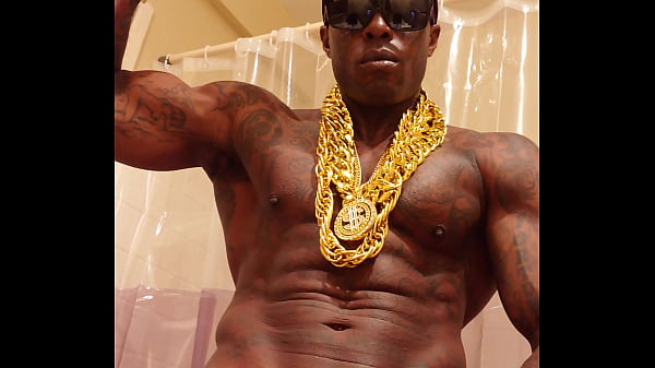 Adorazione della BBC Hallelujah Johnson (accarezzando un cazzo enorme e sborrando su Google Hallelujah Johnson Porn)