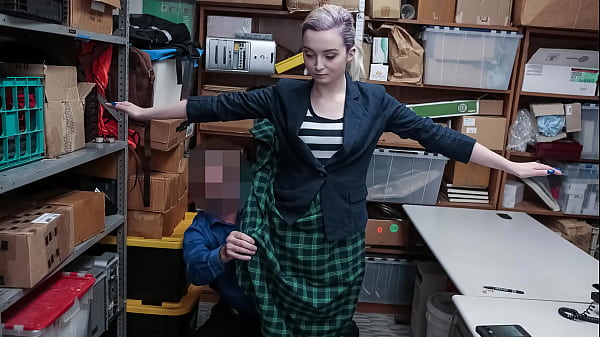 Teen Doesn'_t Want to Risk to Have a Criminal Record - Lifterx