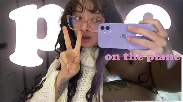 देखिए, यूरोप की अपनी यात्रा के दौरान मैंने कैसे पेशाब किया, मैं विमान में था