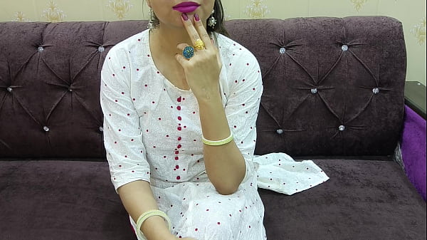 Ragazza teenager amatoriale giocosa