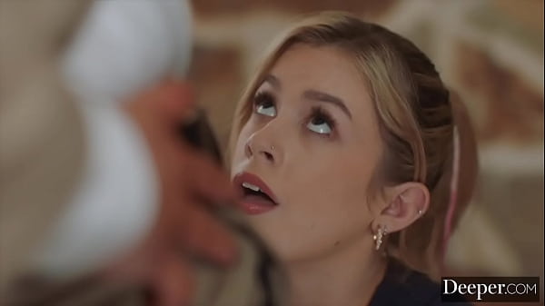 Tiefer. Das ungehorsame gute Mädchen Ashley wird gefesselt und verprügelt