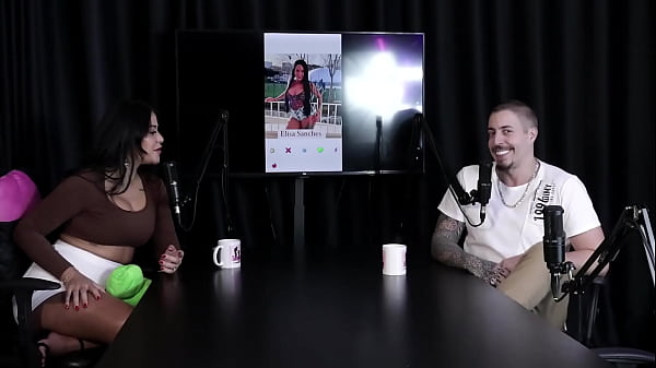 Gorgeous Young Girl performs