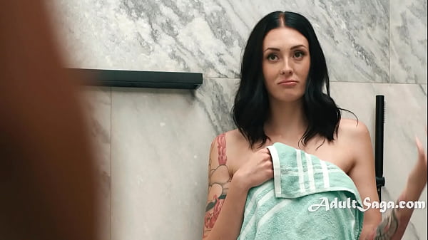 Es tut mir leid.. ich wurde.. weggetragen – Oliver Davis, Charlotte Sins