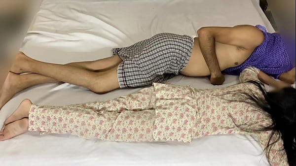 सास और मैं एक साथ बिस्तर पर सोये और सारी रात चुदाई की