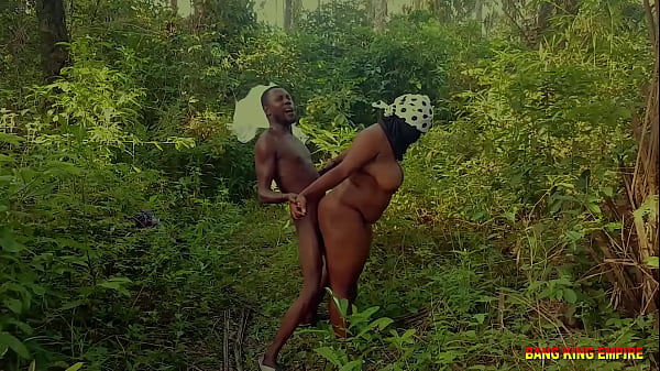 Outdoor Sweet Sex With Hot Colledge Babe In The Bush